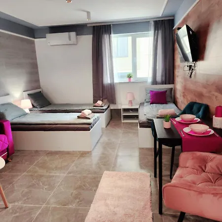 Continental 3 Apartment Sofia